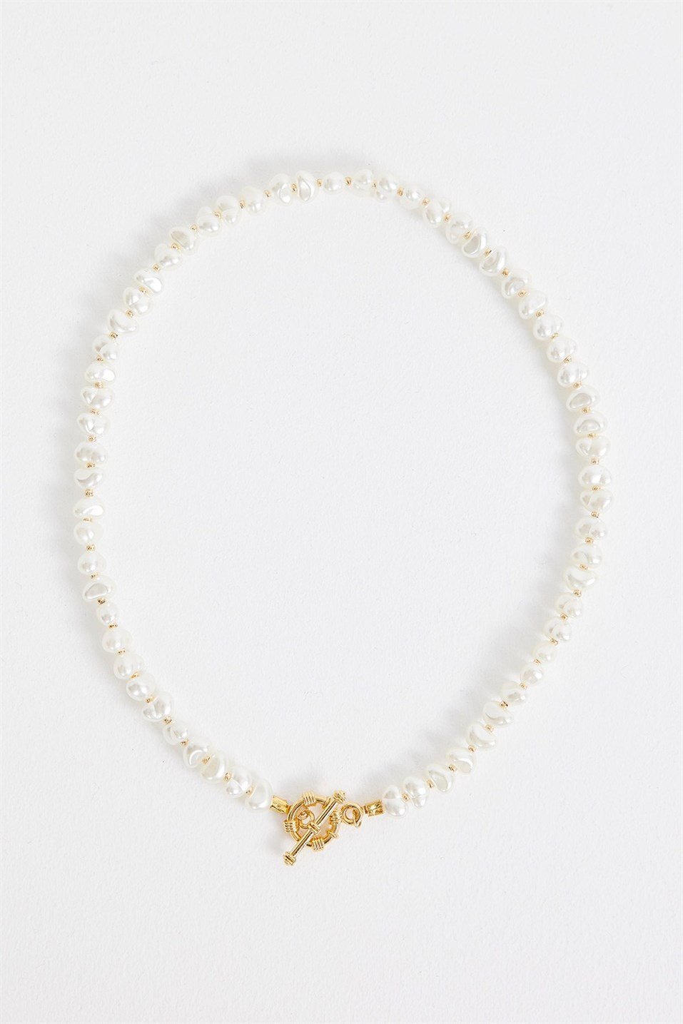 White Pearl Rudder Necklace