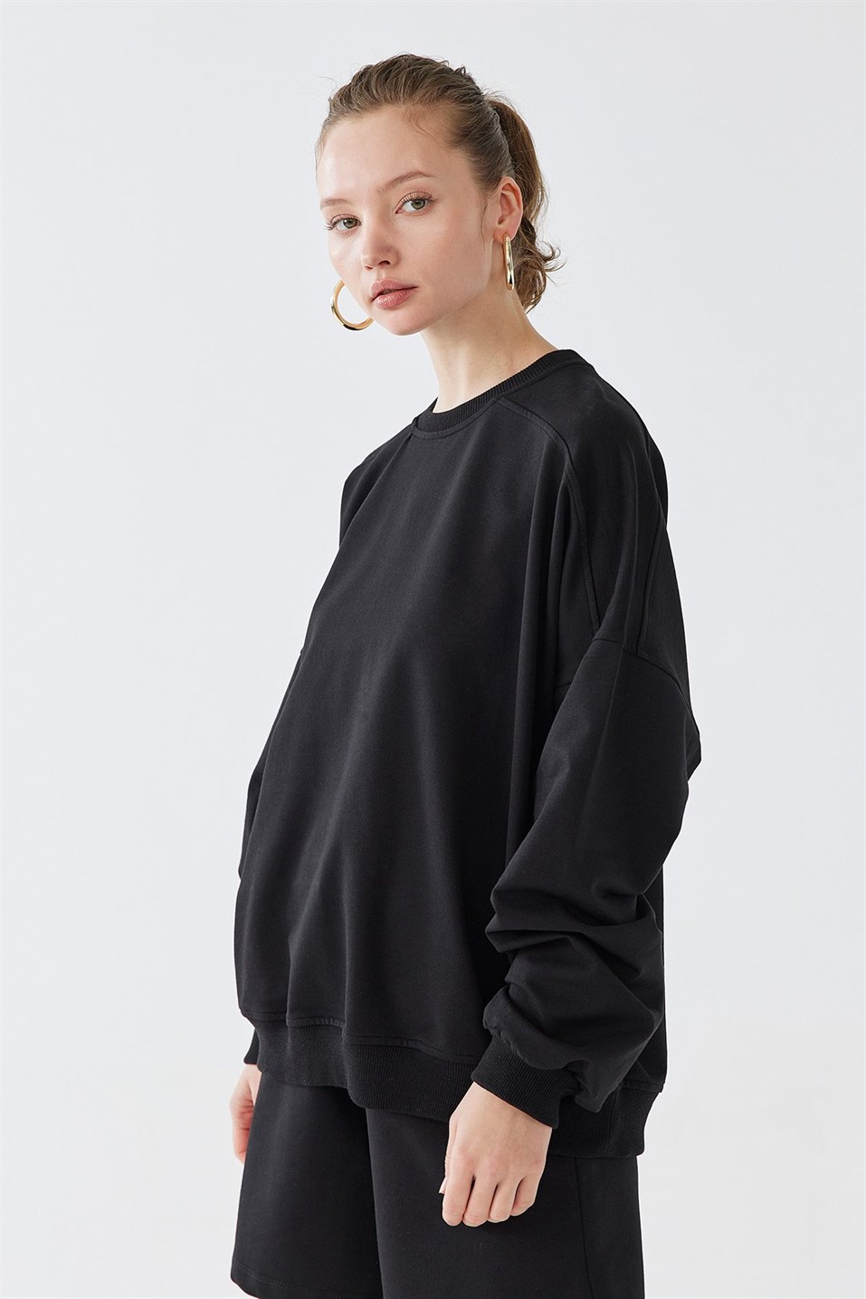 Siyah Oversize Pamuklu Sweatshirt