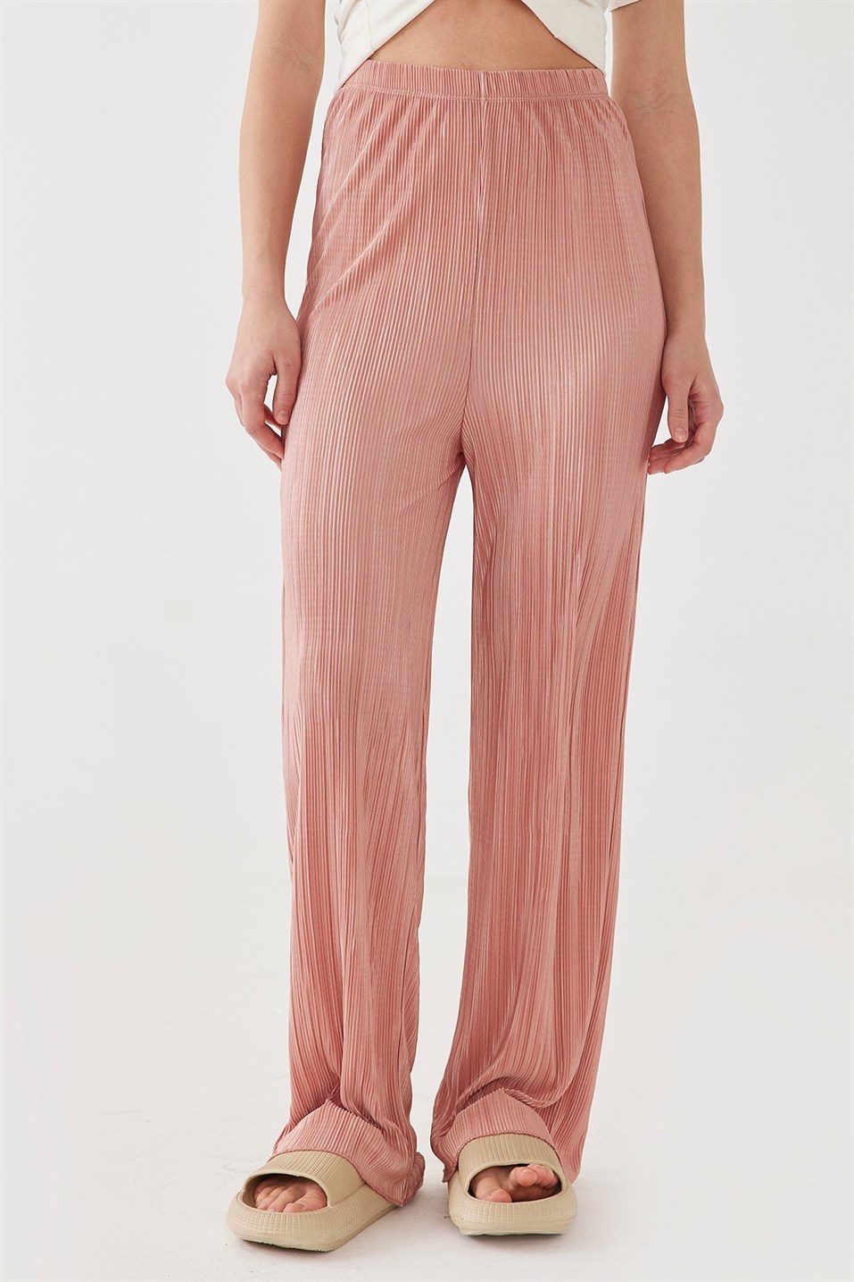 Powder Pleated Trousers