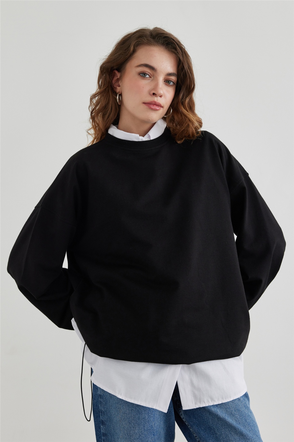 Siyah Stoper Detaylı Sweatshirt