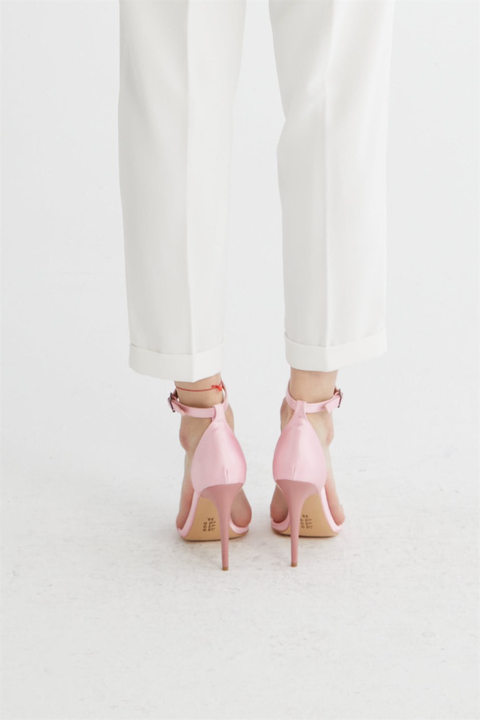 Pink Single Banded Heels Sandals